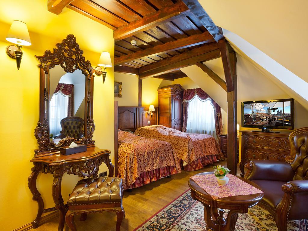 Otel U By Bhg